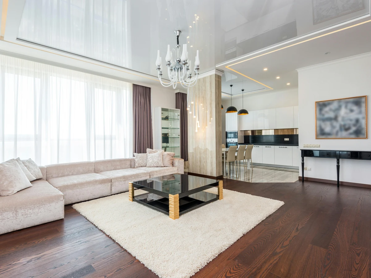 Living room painting in Beaconsfield by Beaconsfield Decorators, large luxury reception room